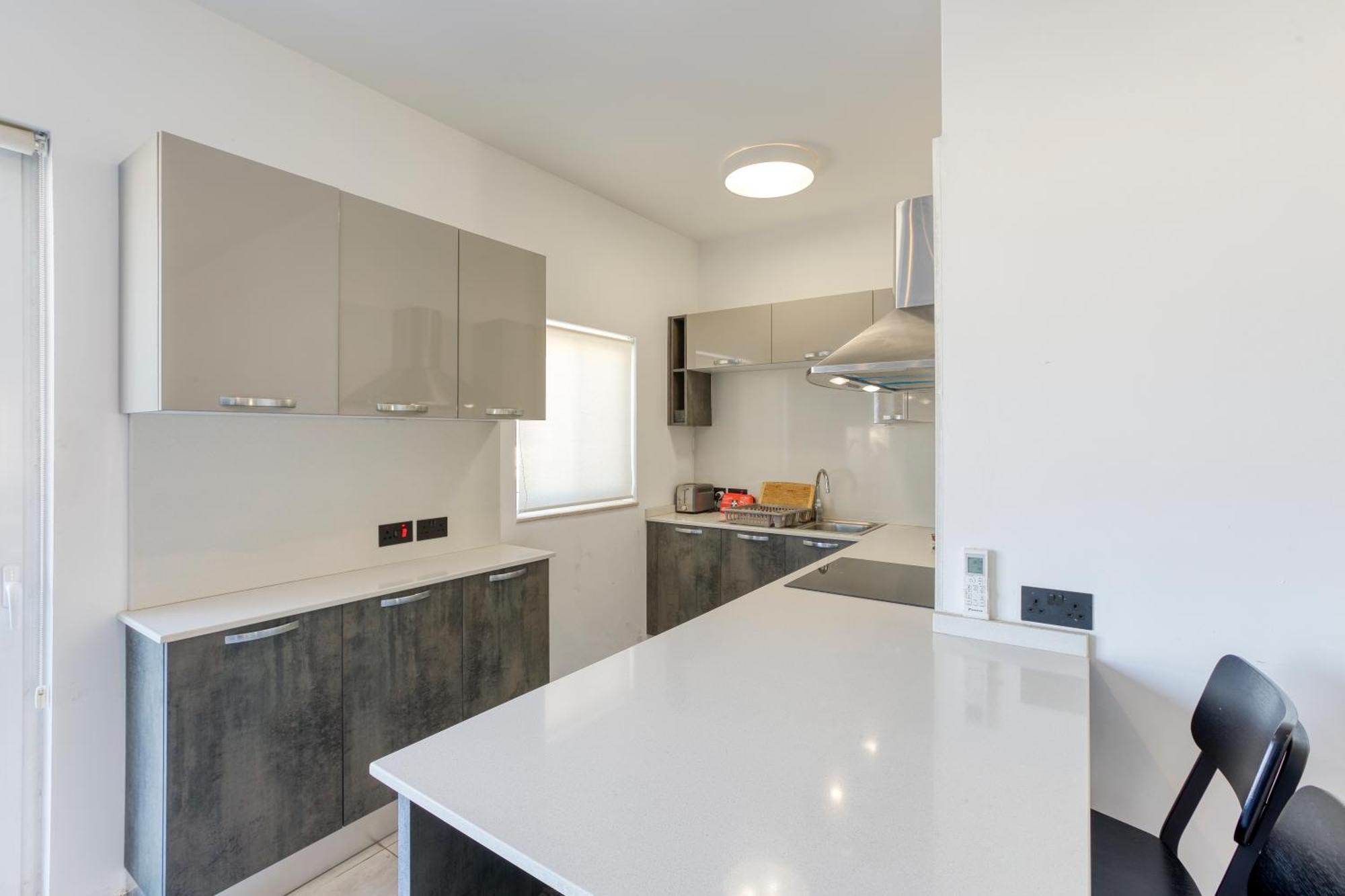 Annitchka Mansions - Penthouse In Central Malta Биркиркара Экстерьер фото