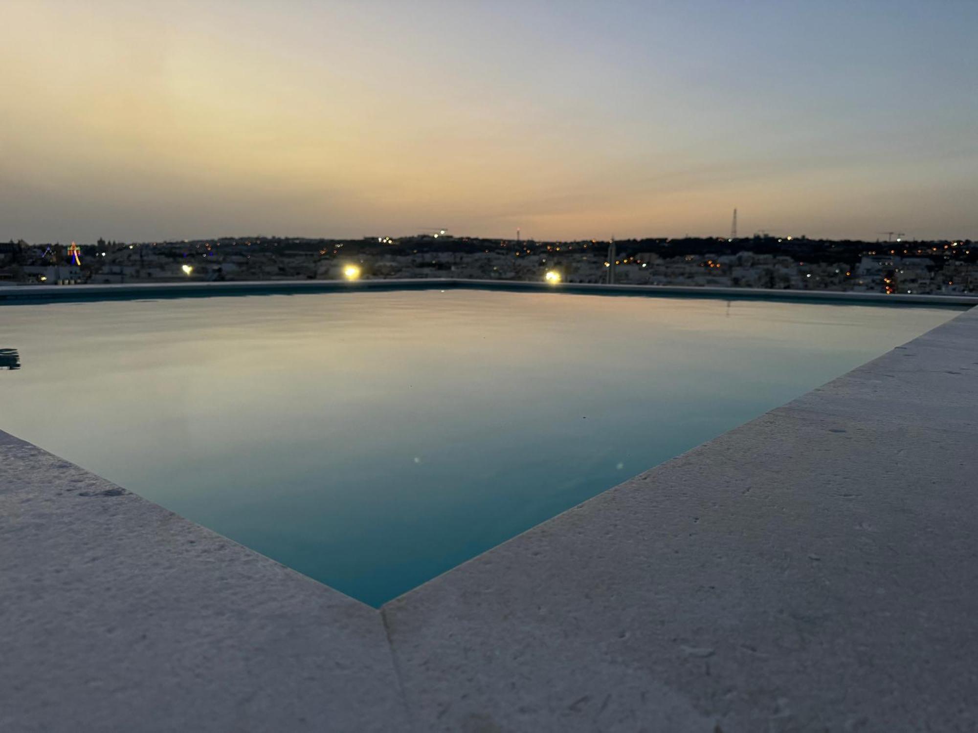 Annitchka Mansions - Penthouse In Central Malta Биркиркара Экстерьер фото